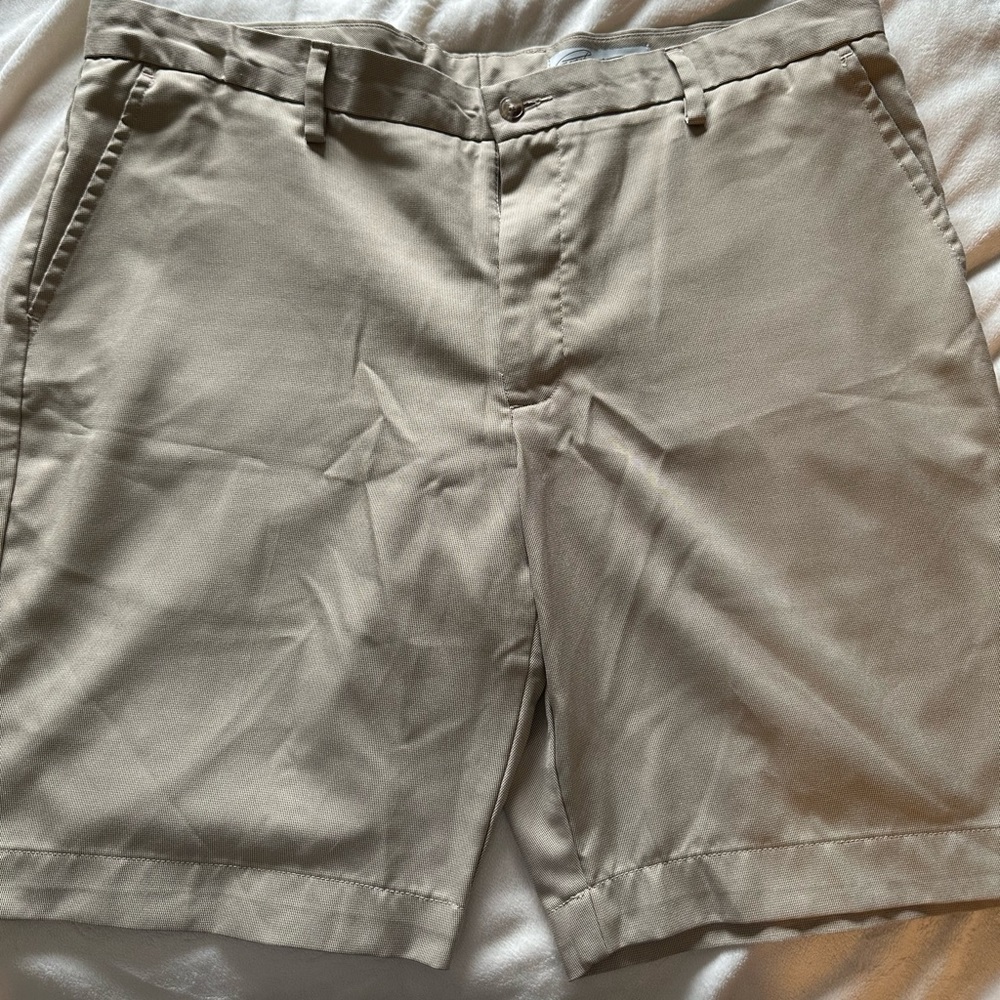 Greg Norman dress shorts size 38